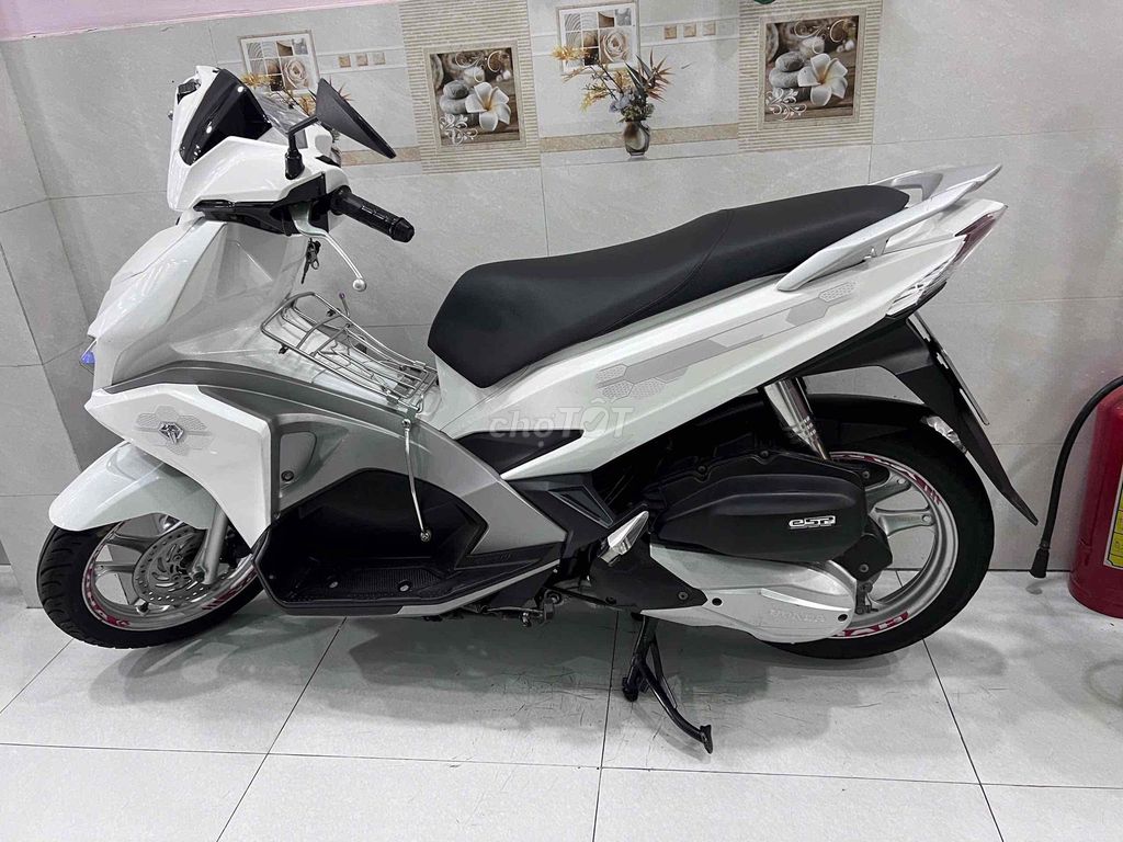Honda Air Blade 2017 - ảnh 2