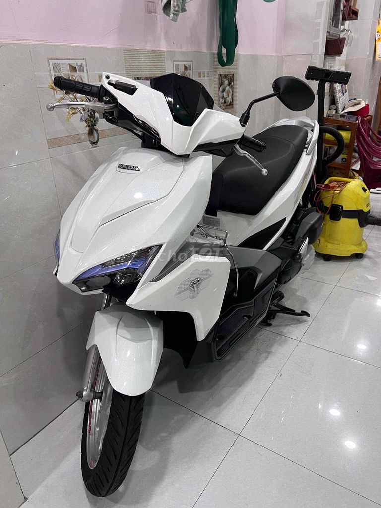 Honda Air Blade 2017 - ảnh 3