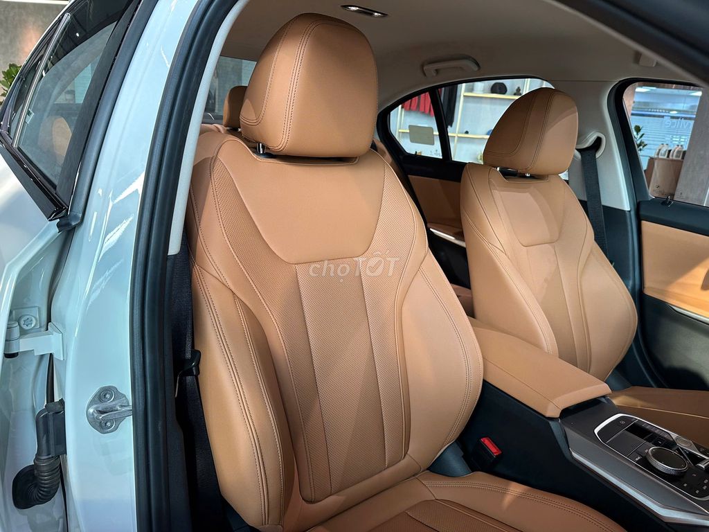 BMW 2025 - ảnh 5