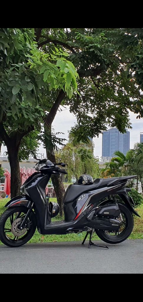 Honda SH 2018 - ảnh 1