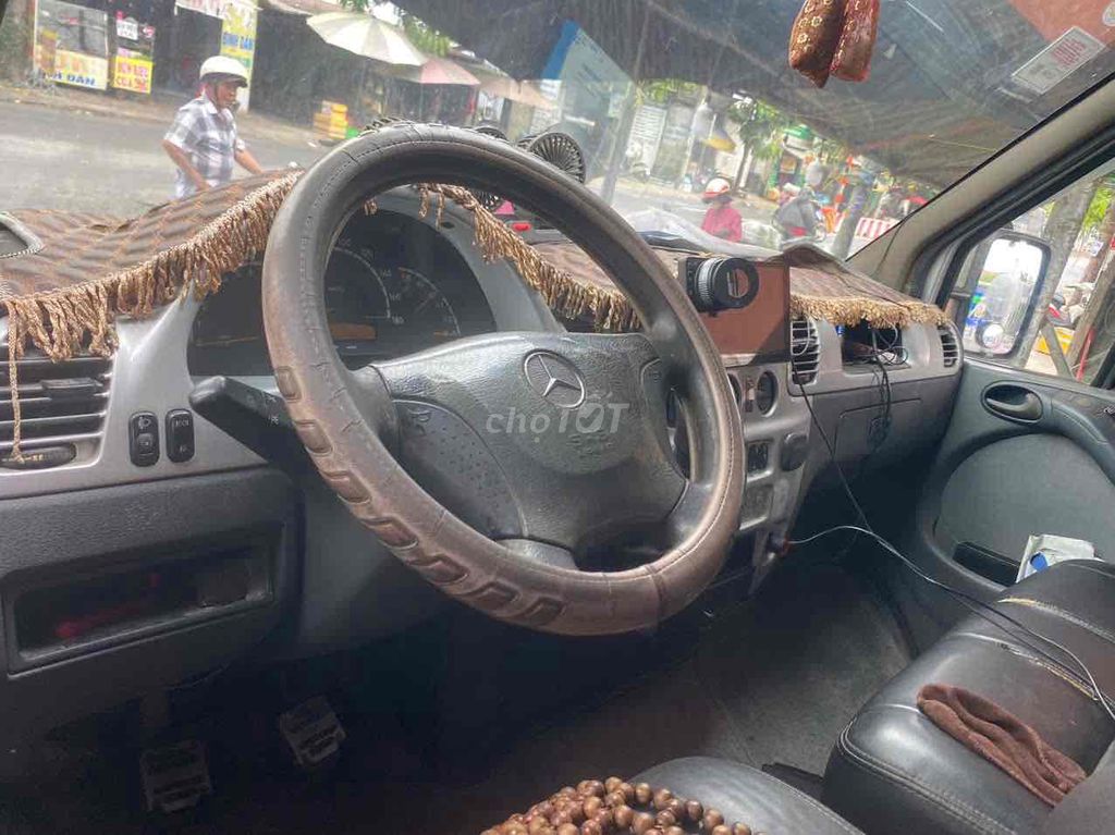 Mercedes-Benz - ảnh 1