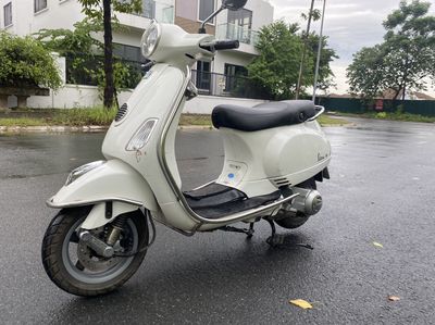 Piaggio Vespa 2012 - ảnh 1