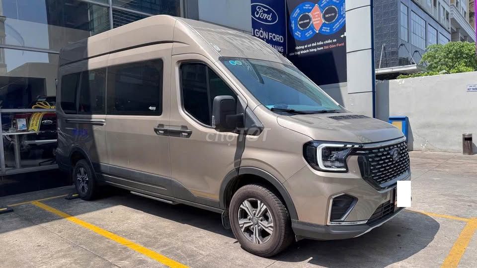 Ford Transit Premium - ảnh 3