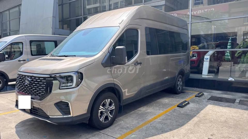 Ford Transit Premium - ảnh 4