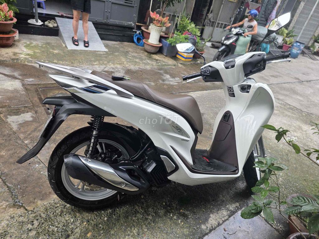 Honda SH 2023 - ảnh 3