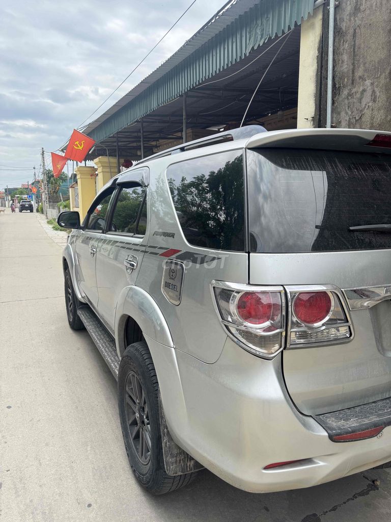 Toyota Fortuner 2013 - ảnh 5