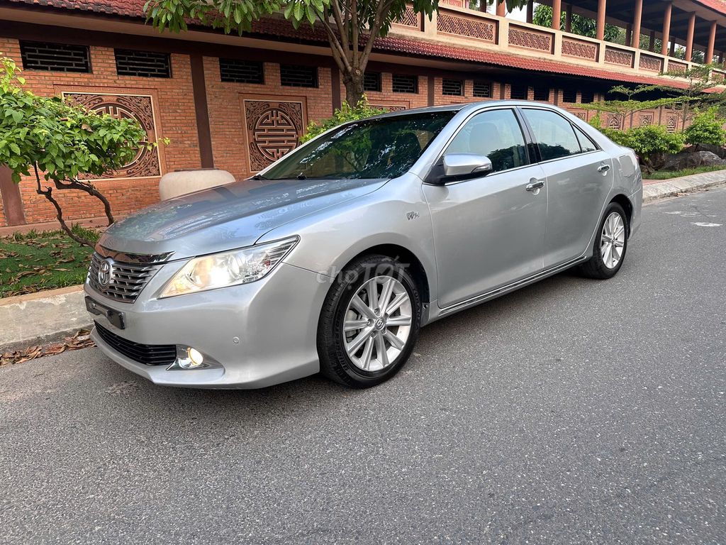 Toyota Camry 2013 - ảnh 1