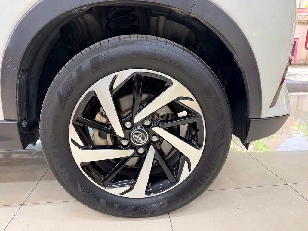 Toyota 2021 - ảnh 2