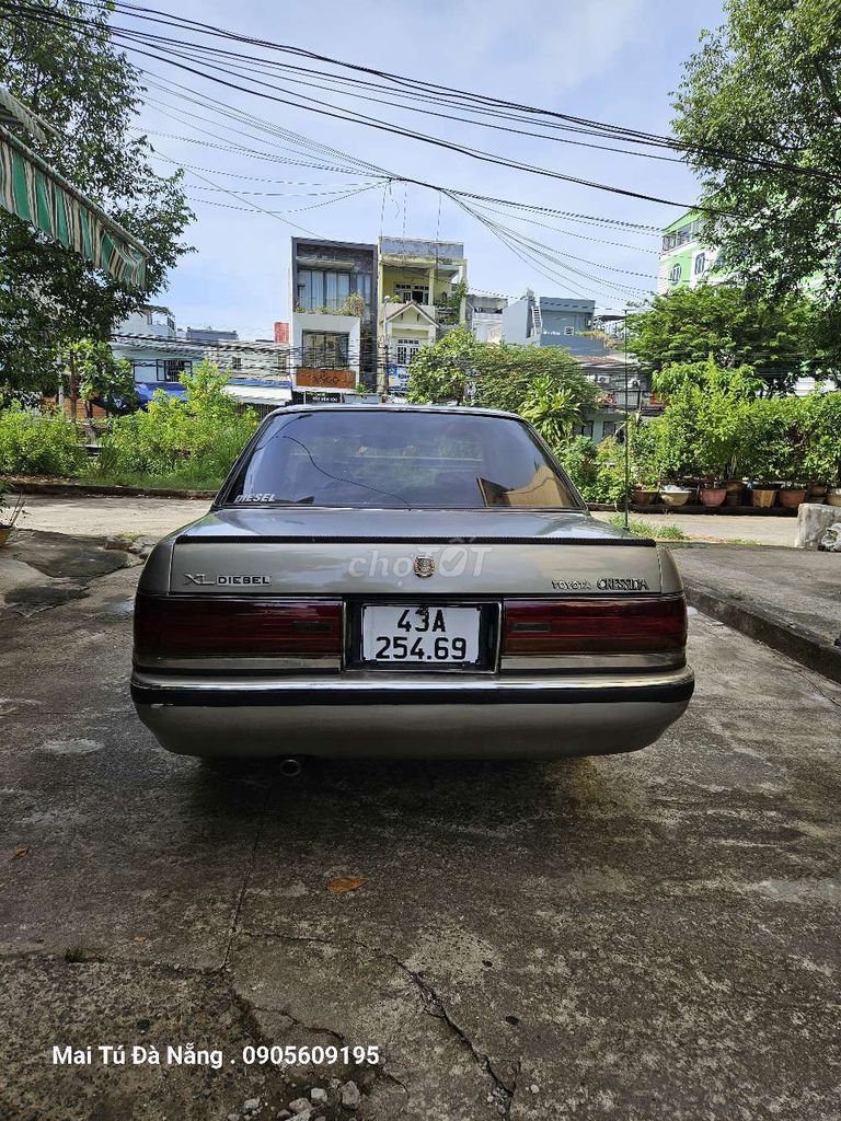 Toyota Cressida - ảnh 1