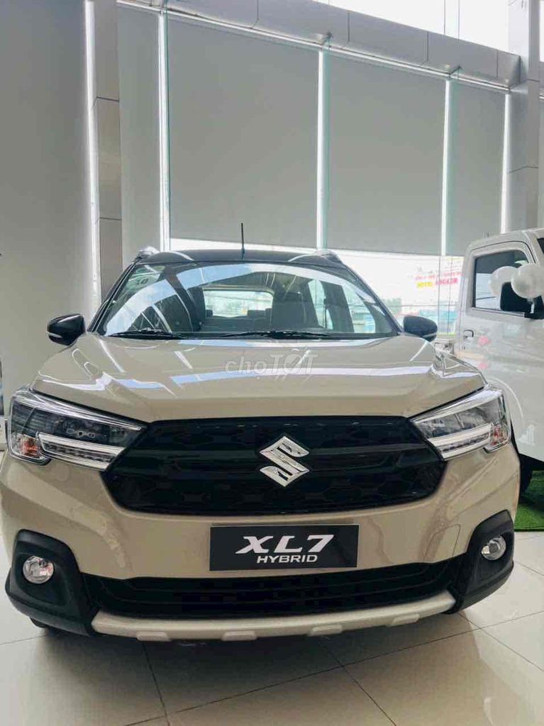Suzuki XL 7 - ảnh 1
