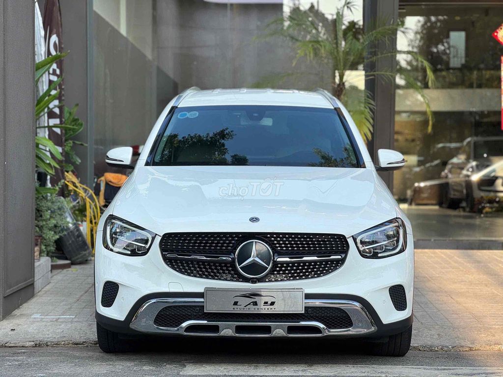 Mercedes-Benz 2019 - ảnh 1