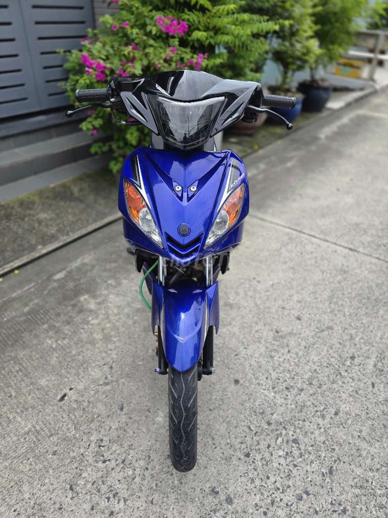 Yamaha 2012 - ảnh 3