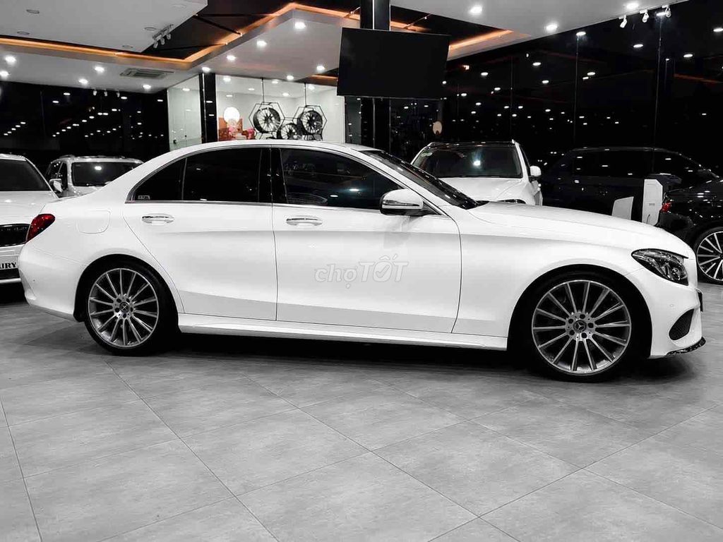 Mercedes-Benz 2018 - ảnh 5