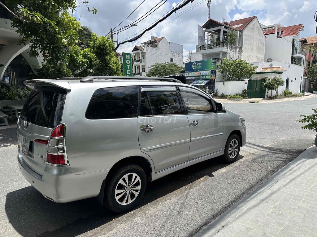Toyota Innova 2015 - ảnh 5