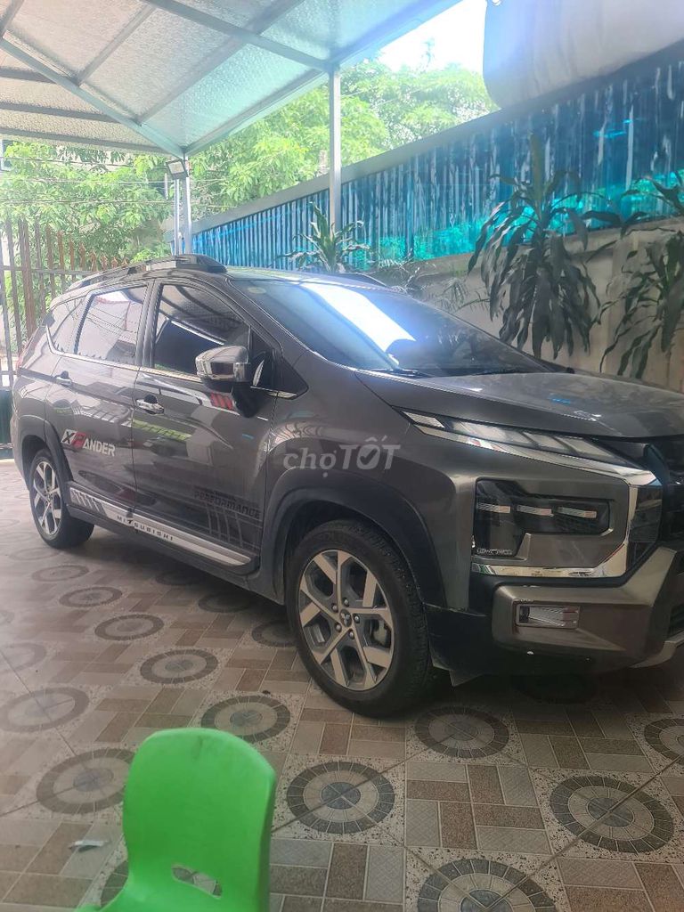 Mitsubishi Xpander Cross 2023 - ảnh 1