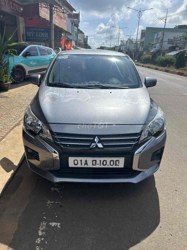 Mitsubishi Attrage 2021 - ảnh 1