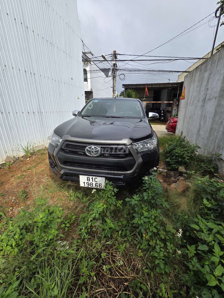 Toyota Hilux 2020 - ảnh 5