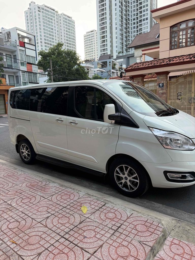 Ford Tourneo 2020 - ảnh 2