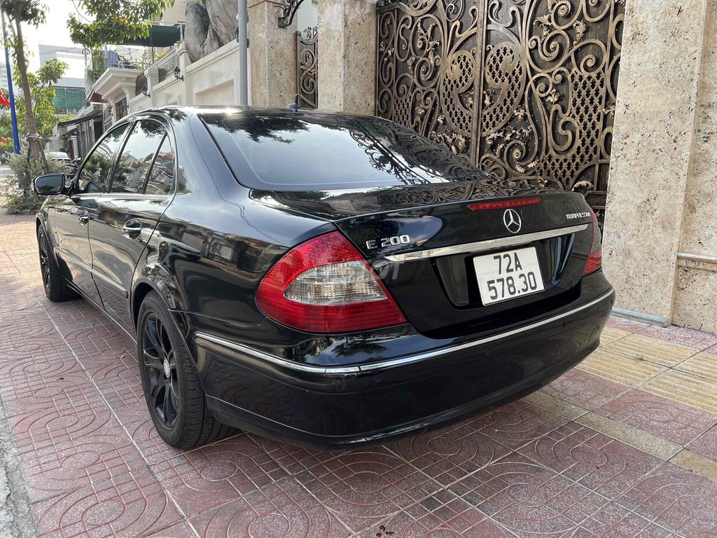 Mercedes-Benz 2008 - ảnh 2