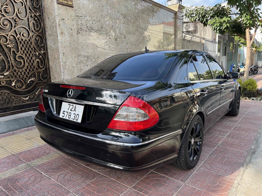 Mercedes-Benz 2008 - ảnh 3
