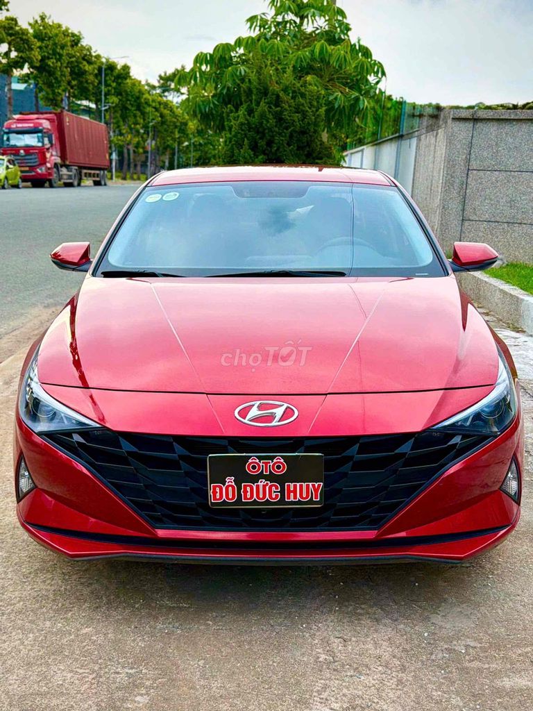 Hyundai Elantra 2022 - ảnh 1
