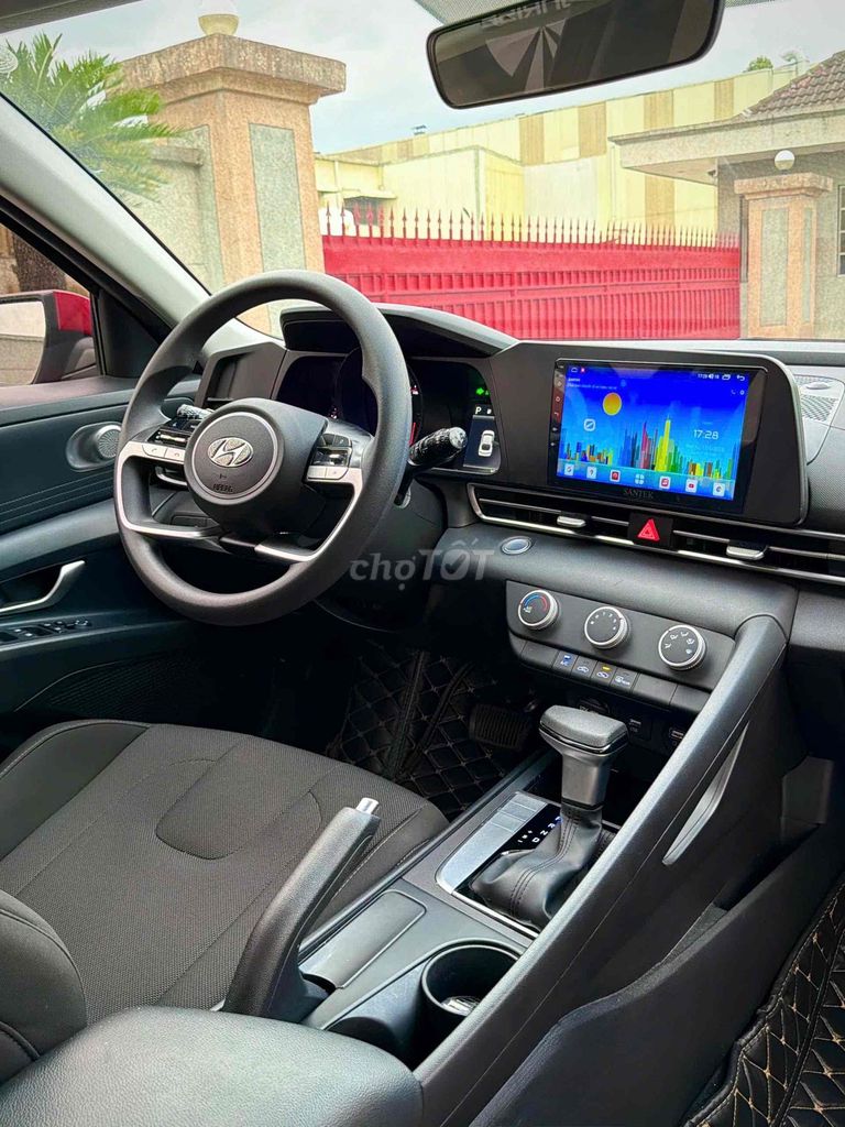 Hyundai Elantra 2022 - ảnh 2