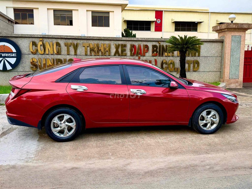 Hyundai Elantra 2022 - ảnh 5