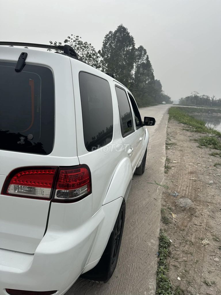 Ford Escape 2012 - ảnh 5