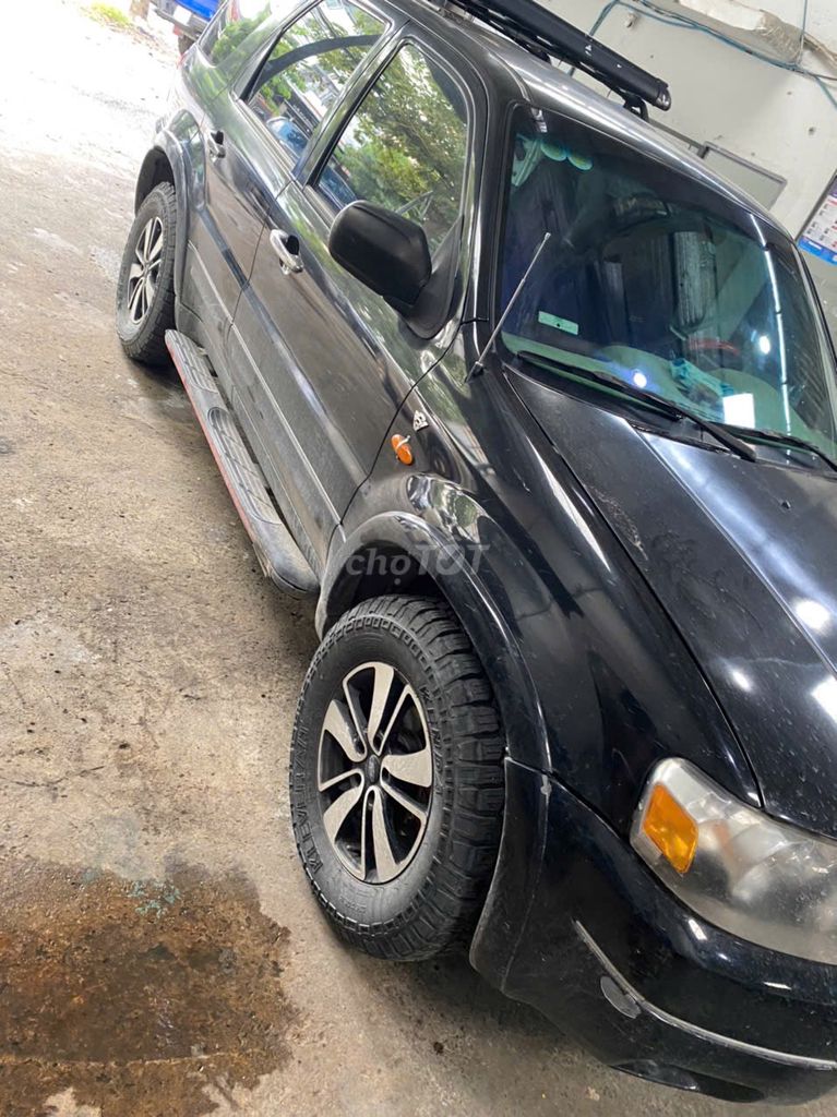 Ford Escape - ảnh 3