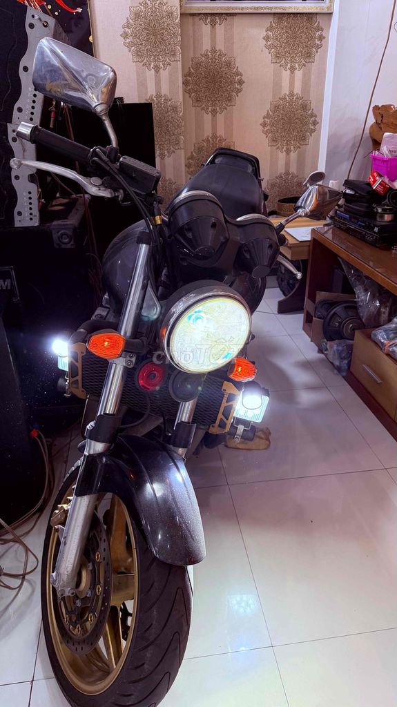 Honda CB 2012 - ảnh 1