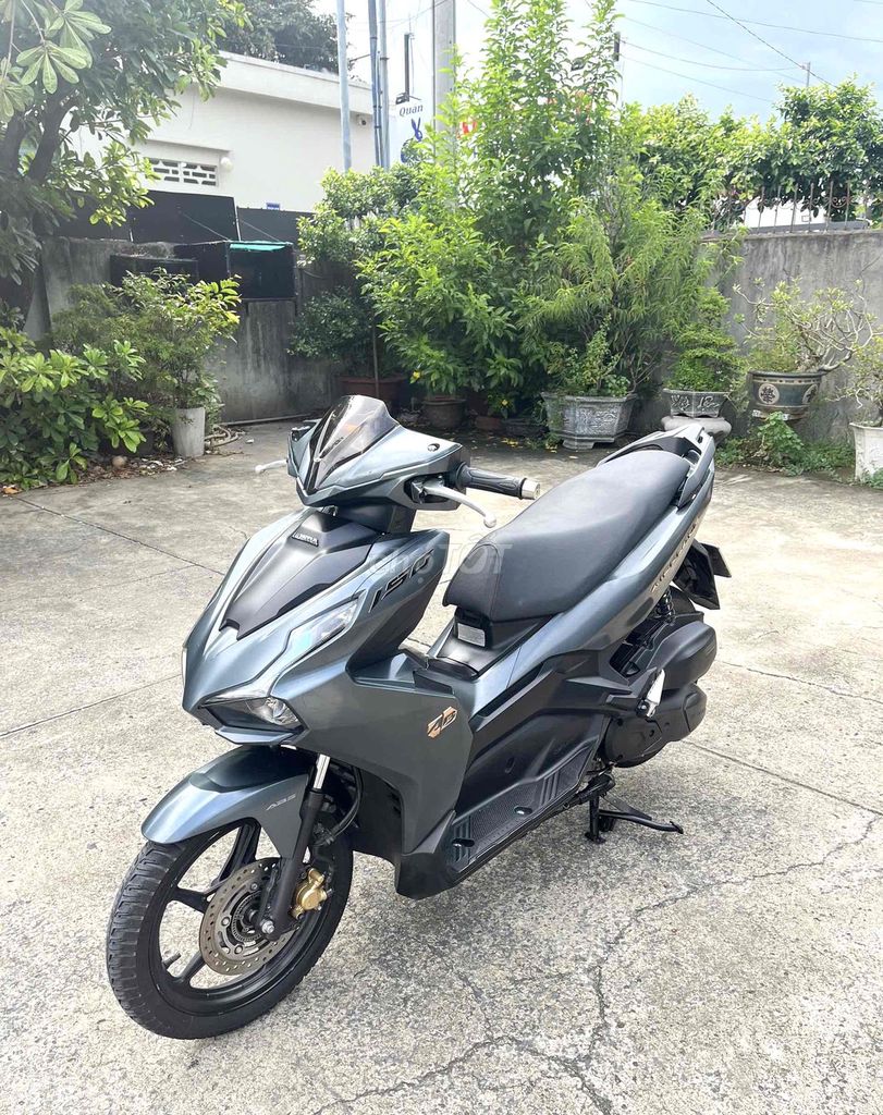 Honda Air Blade 2021 - ảnh 2
