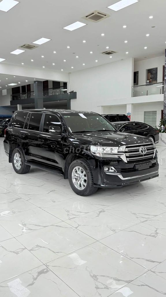 Toyota Land Cruiser 2020 - ảnh 3