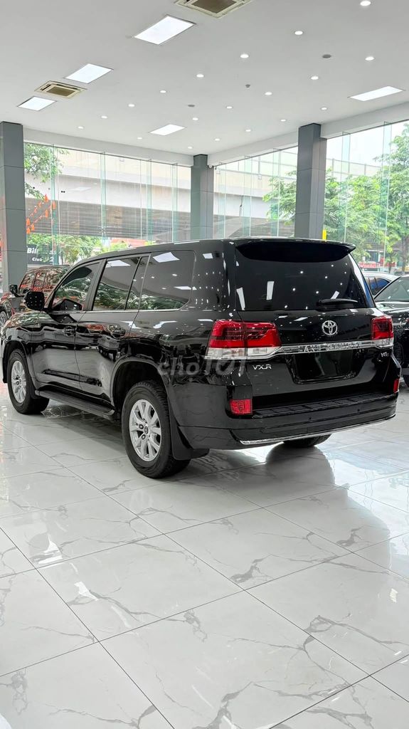 Toyota Land Cruiser 2020 - ảnh 5