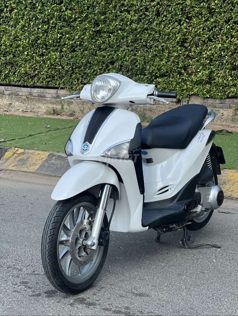 Piaggio 2015 - ảnh 1