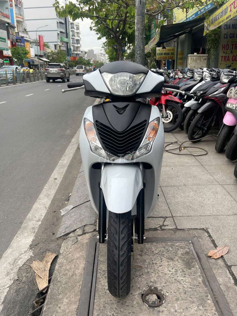 Honda SH 2009 - ảnh 3