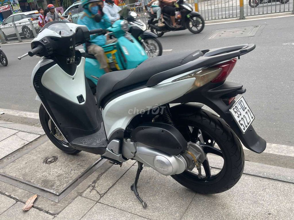 Honda SH 2009 - ảnh 4