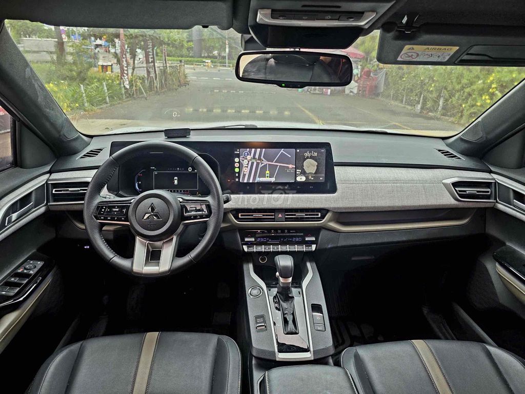 Mitsubishi Xforce Premium 2025 - ảnh 2