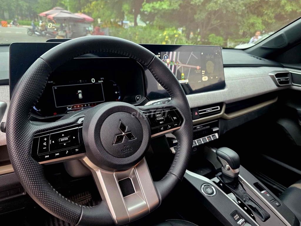 Mitsubishi Xforce Premium 2025 - ảnh 5