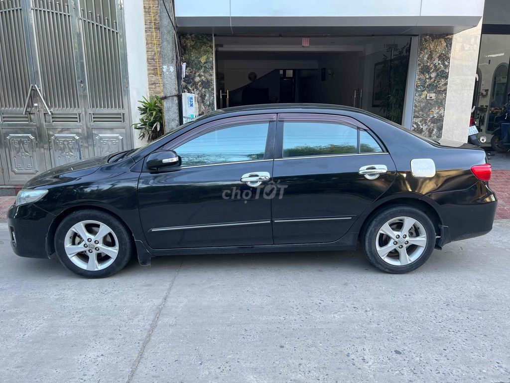 Toyota 2011 - ảnh 2