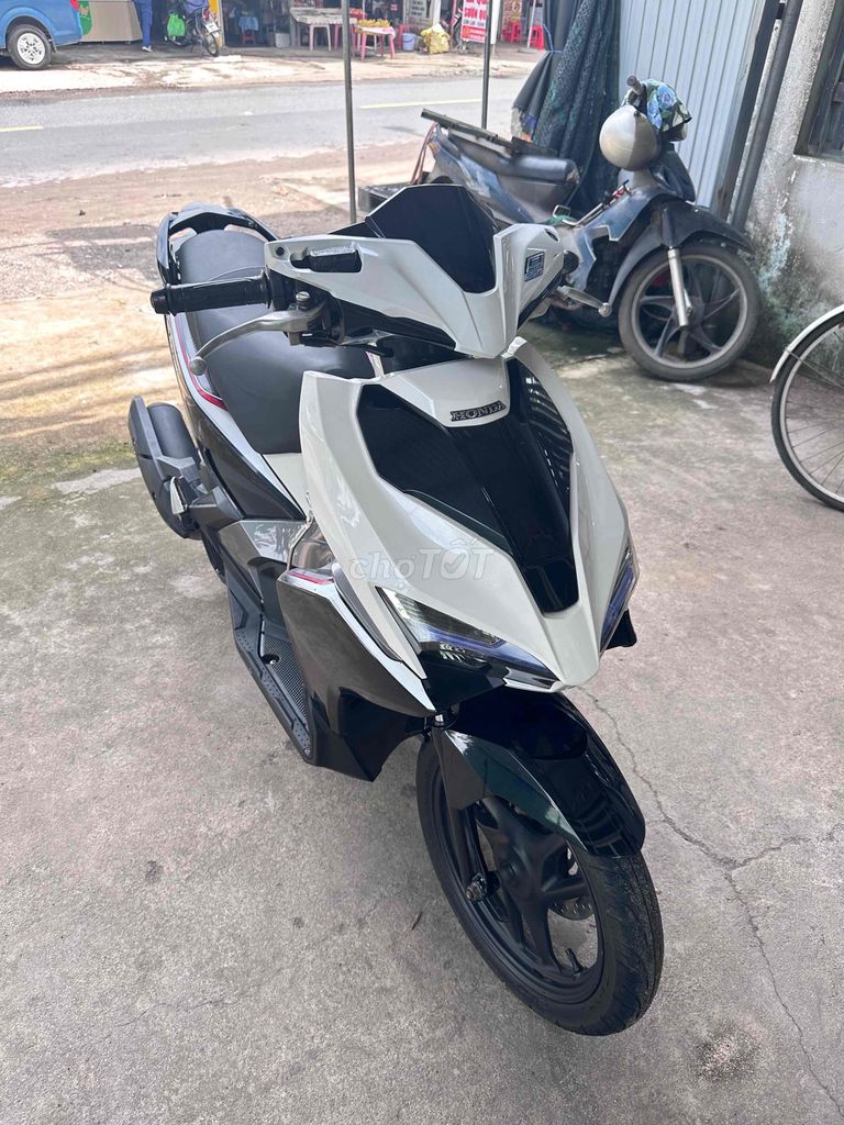 Honda Air Blade 2016 - ảnh 3