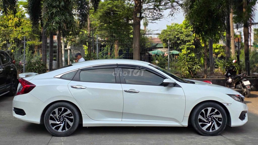 Honda Civic 2018 - ảnh 3