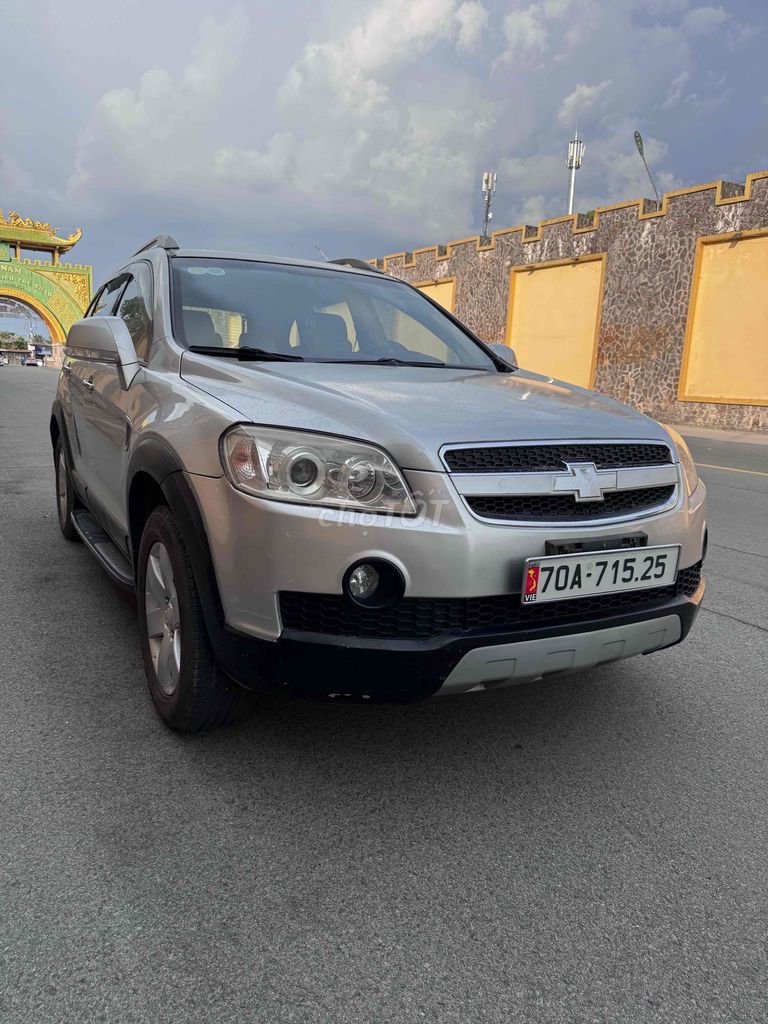 Chevrolet Captiva - ảnh 2