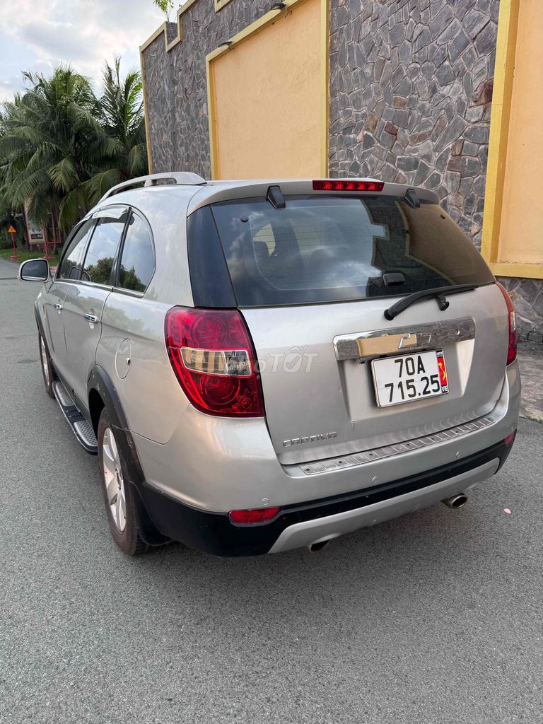 Chevrolet Captiva - ảnh 3