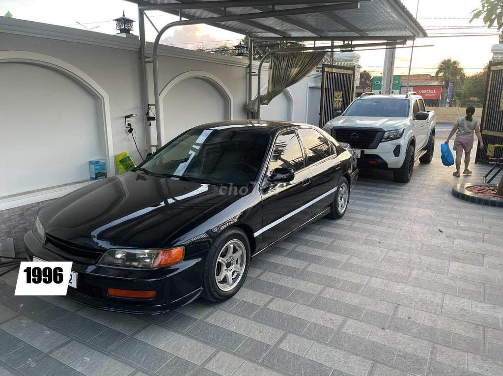 Honda Accord 1996 - ảnh 5