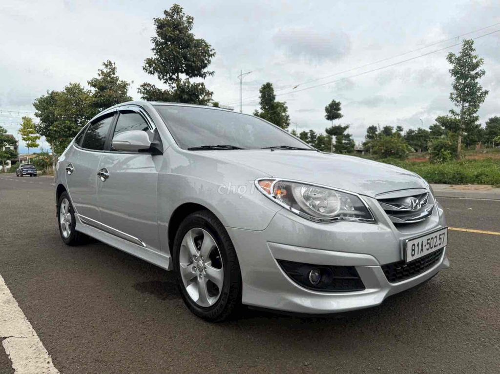 Hyundai Avante 2014 - ảnh 3