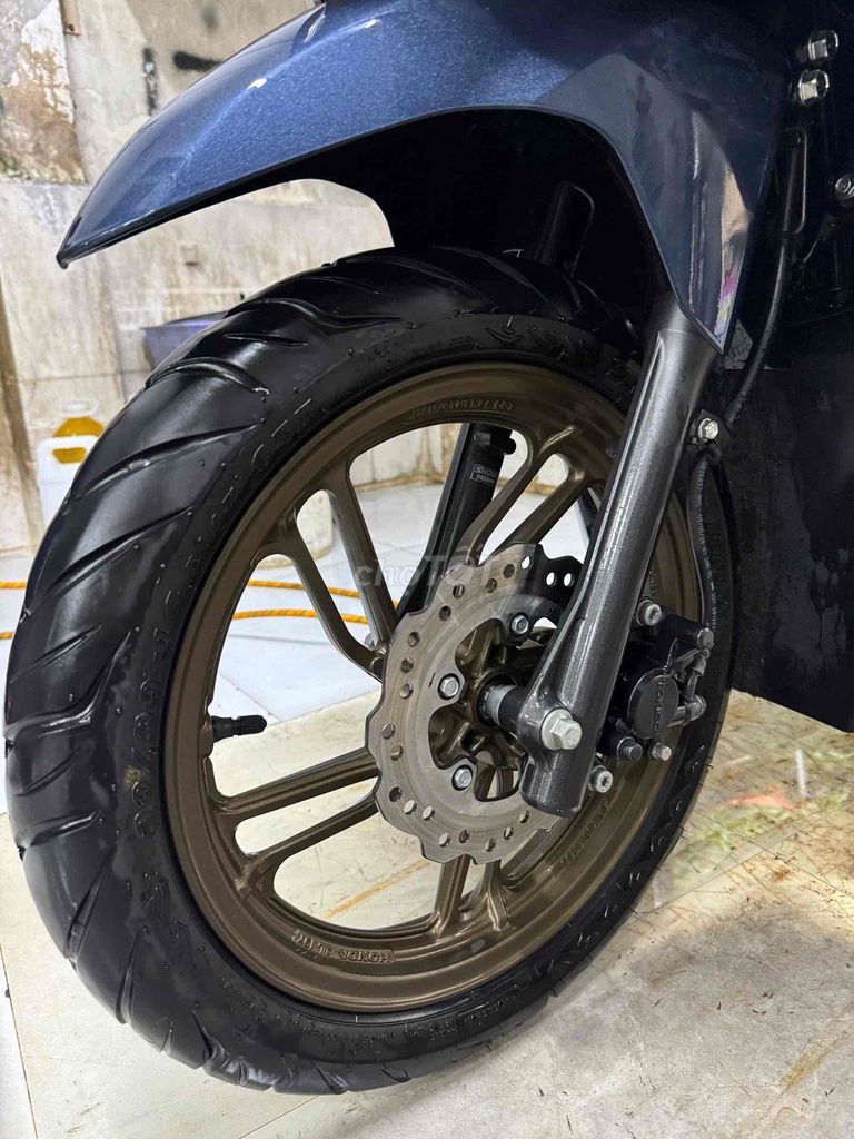 Vario 2025 - ảnh 2