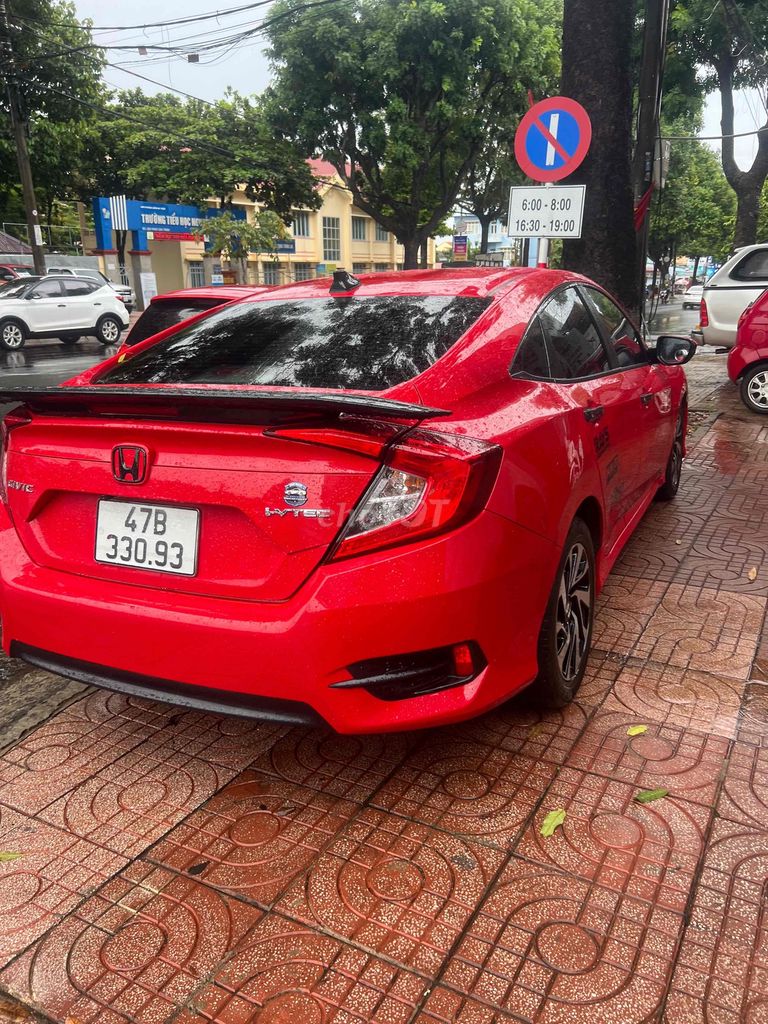 Honda Civic 2018 - ảnh 2