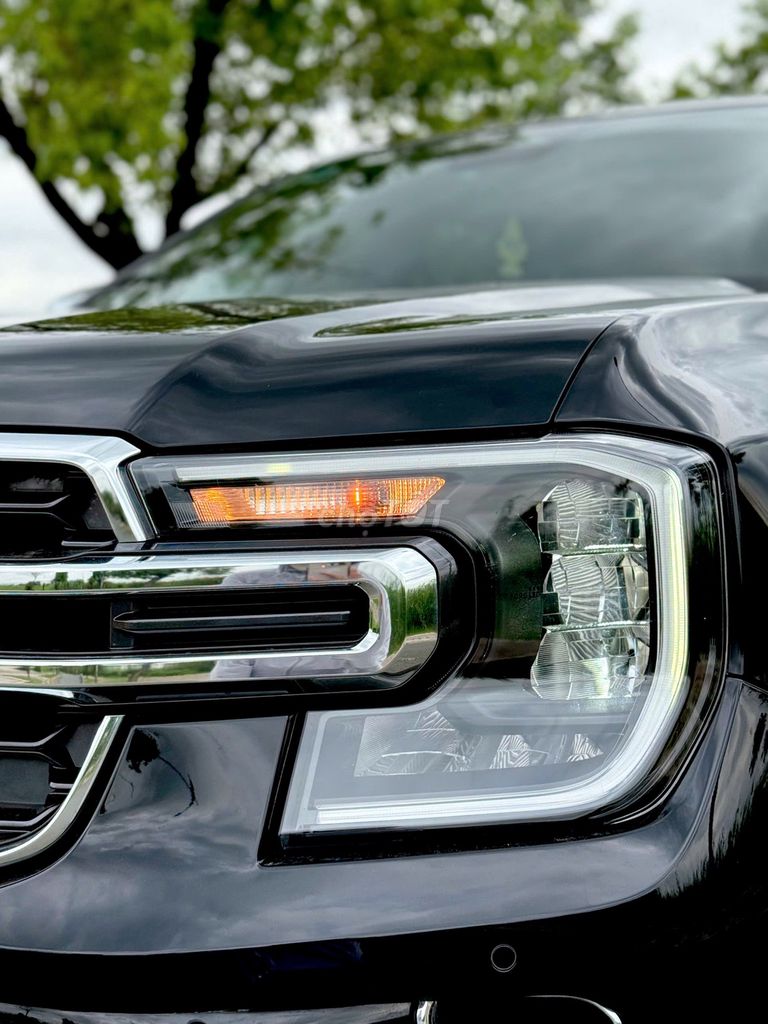 Ford Everest 2023 - ảnh 5