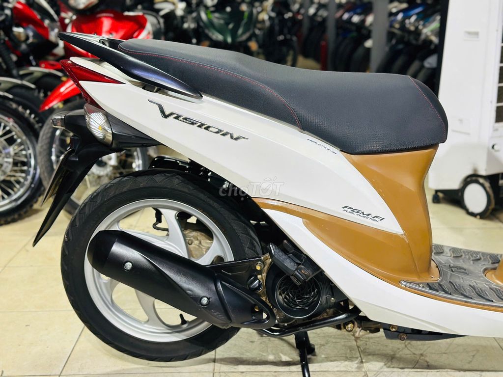 XE M 2012 - ảnh 4