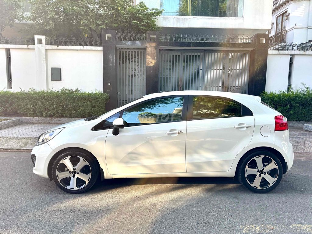 Kia Rio 1.4 AT 2014 - ảnh 4